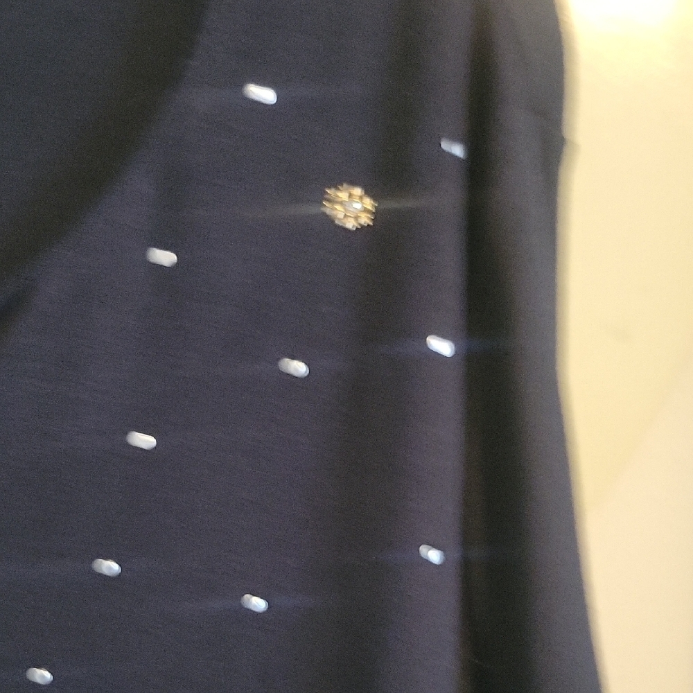 Kim Rogers Sz3X Curvy Winter Black Long Sleeve Top w/Snowflake Chrystal Details - Picture 3 of 5